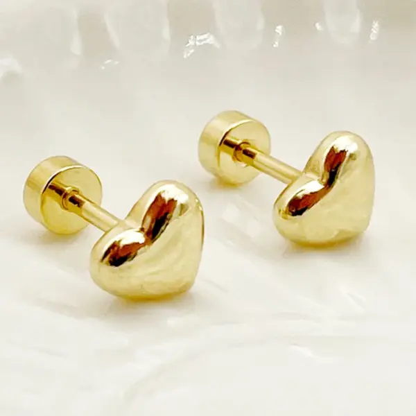PVD Coated Real Gold Plated 14K Gold Star Moon Heart Shape 304 Stainless Steel Basic Simple Style Waterproof Non Tarnish Ear Studs