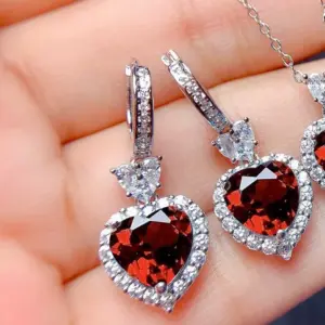Red Diamond Ear Studs [Price for One Pair]]