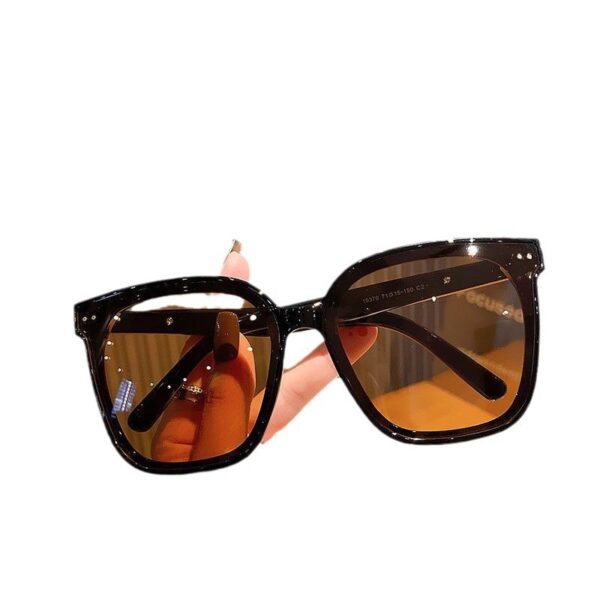 Wholesale Extra Large Size 16.7cm Sunglasses with Large Frame for Men and Women, Cross-Border Square Sunglasses with Uv Protection, Suitable for Big Faces to Look Slimmer