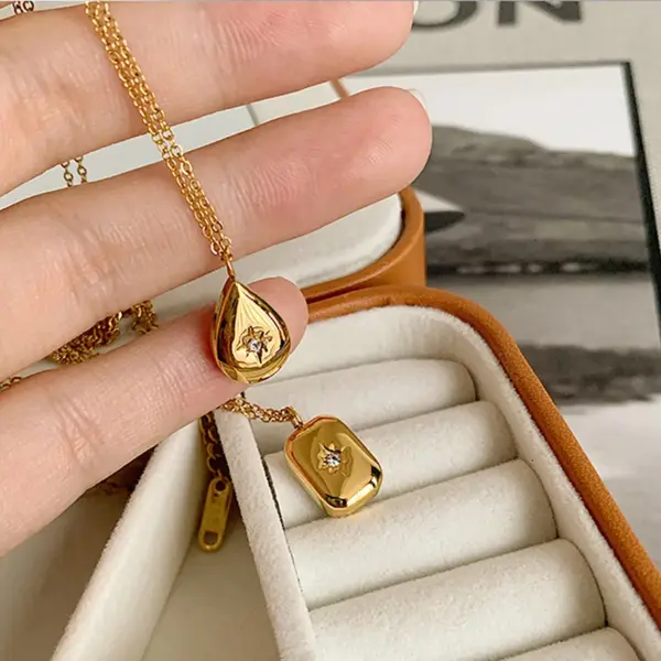 Wholesale Fashion Water Droplets Titanium Steel Inlay Zircon Pendant Necklace