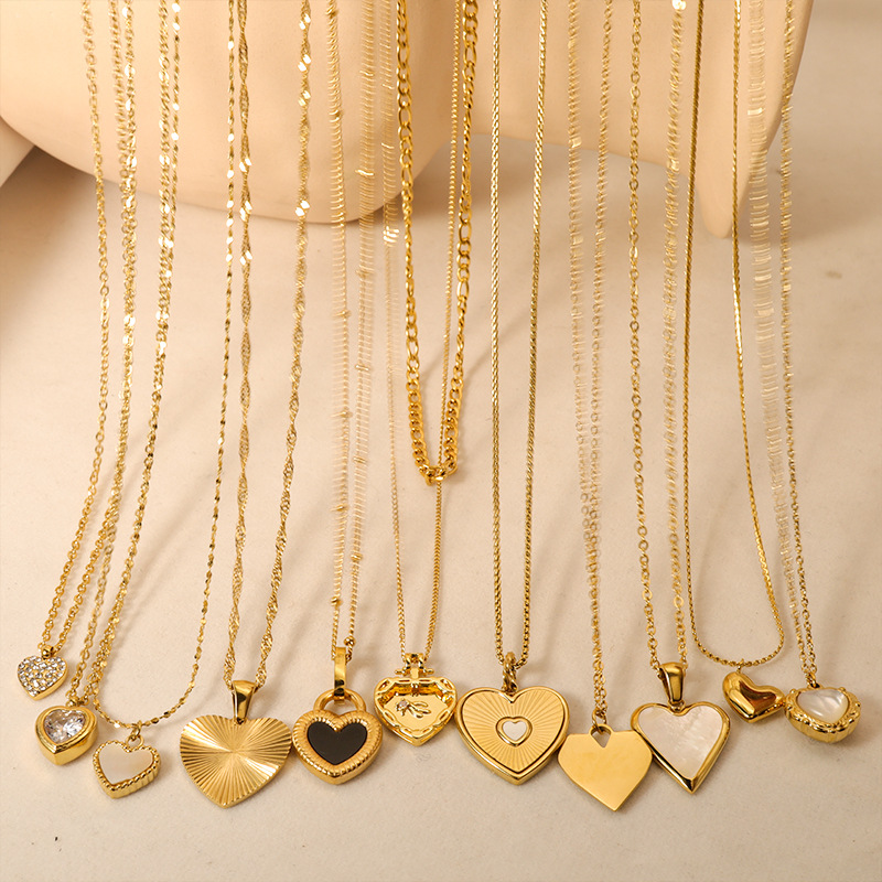 Wholesale Mother-of-pearl heart titanium steel simple clavicle chain jewelry