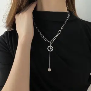 G-Shaped Necklace B01-87
