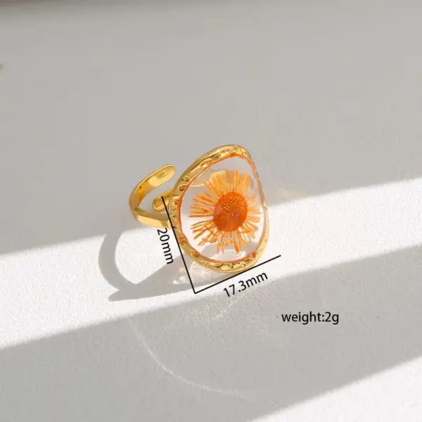 Wholesale Titanium Steel Simple Eternal Flower Ring For Women, Minimalist Design, 304 Stainless Steel, Vacuum Electroplating (In Furnace), Heart-Shaped Flower Asymmetric Adjustable Ring