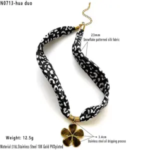Oil-Spot Glaze Flowers Necklace / Average Size
