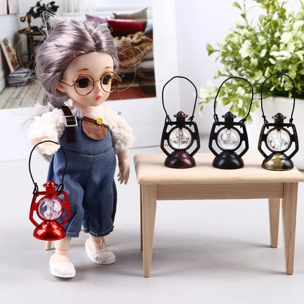Wholesale 1:12 doll house dollhouse mini model scene decoration accessories retro kerosene lamp horse lamp belt portable