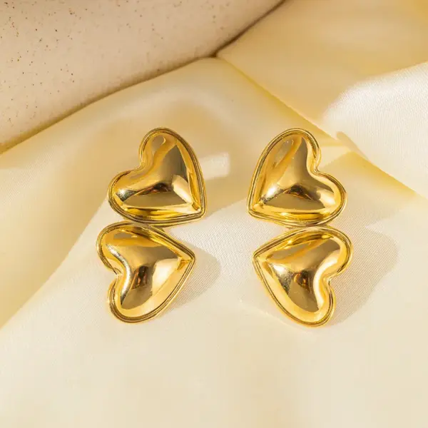 1 Pair Basic Simple Style Irregular Heart Shape Plating Titanium Steel Ear Studs
