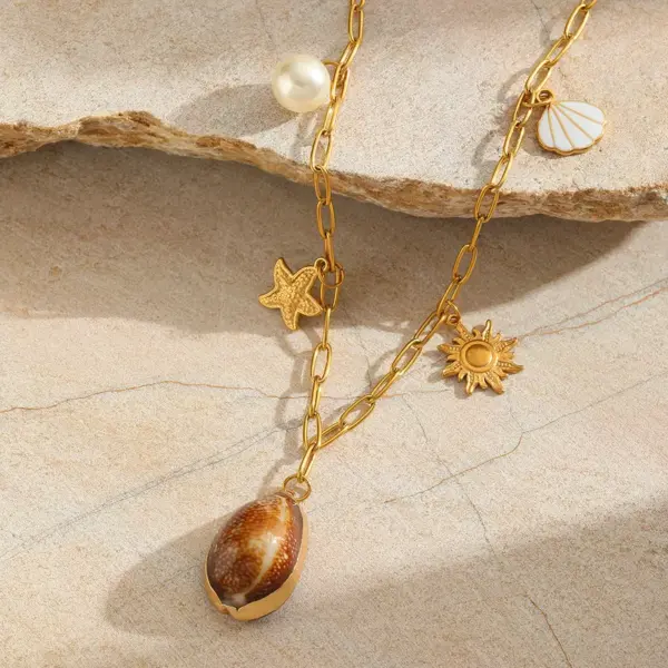 Wholesale Ion Plating (IP) 18K Gold Plated Scallop Conch Shell 304 Stainless Steel Casual Beach Spring Ring Trigger Clasp Closure Multi Charms Necklace