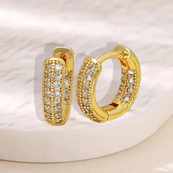 Wholesale Elegant Copper Plated 18K Gold Zirconia Embedded Earrings Women's Fashion Jewelry Non-Fading Geometric Pattern Hoop Earrings