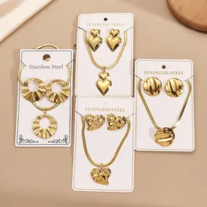 Wholesale Jewelry Casual Vacation Modern Style Round Heart Shape 304 Stainless Steel 18K Gold Plated Electroplating Polishing Plating Snake Chain Jewelry Set