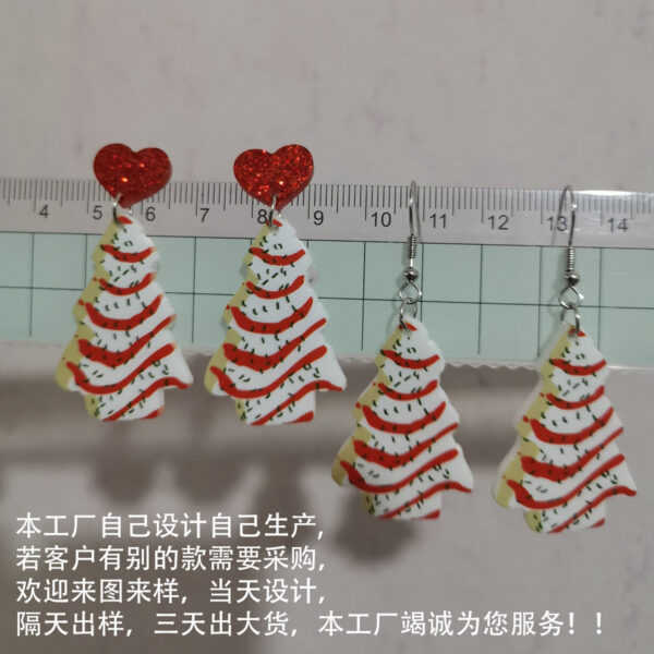 oly-815fe645103a55e96c486e80c8bcff1a Wholesale Heart Acrylic Christmas Tree Earrings