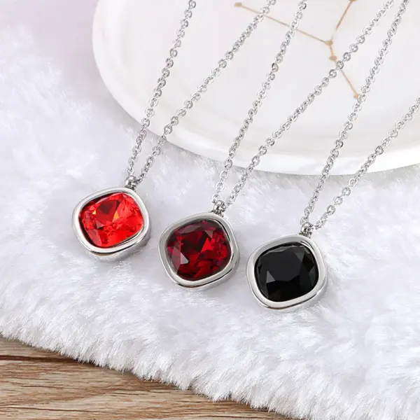 Wholesale Jewelry Formal Simple Style Geometric 304 Stainless Steel Zircon Inlay Pendant Necklace
