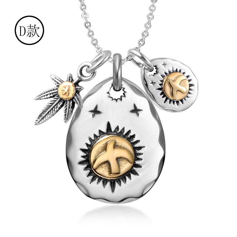 Wholesale European and American personality simple flying eagle pendant titanium steel necklace men and women hanging pendant jewelry wholesale SP549