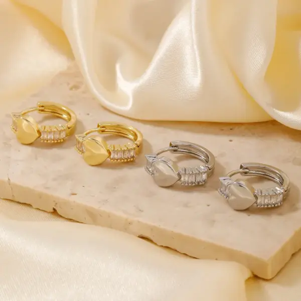 Wholesale 1 Pair Shiny Heart Shape Plating Copper Zircon K Gold Plated Rhodium Plated Earrings