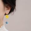 Wholesale Three-Dimensional Yellow Daisy Long Earrings Sweet Design Niche Earrings 2025 Spring Earrings New Earrings