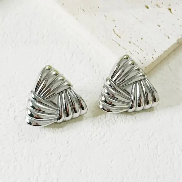 Wholesale PVD Coated 18K Gold Plated Real Gold Plated Triangle 304 Stainless Steel Basic Modern Style Classic Style Waterproof Non Tarnish Ear Studs