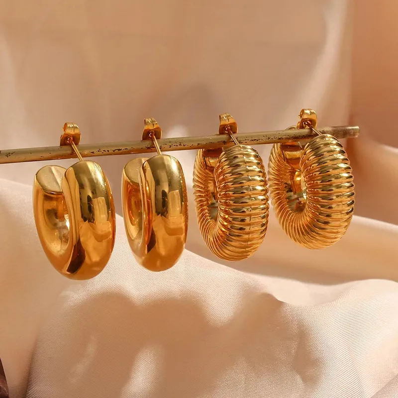 Wholesale 1 Pair Retro Stripe Solid Color Plating 304 Stainless Steel 18K Gold Plated Ear Studs