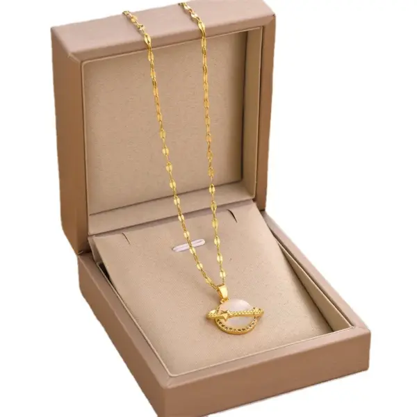Wholesale Real Gold Plated Star Planet 304 Stainless Steel Fashion Waterproof Non Tarnish Necklace