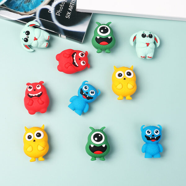oly-82387ef77d6201d3cfe29aef1e9d0e0b Wholesale Cute 3D silicone cartoon beads