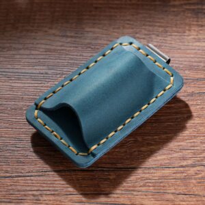 Crazy horse skin turns blue