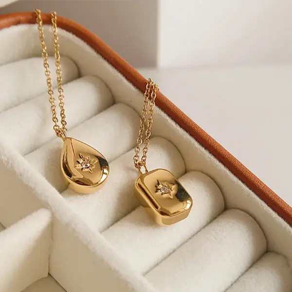 Wholesale Fashion Water Droplets Titanium Steel Inlay Zircon Pendant Necklace