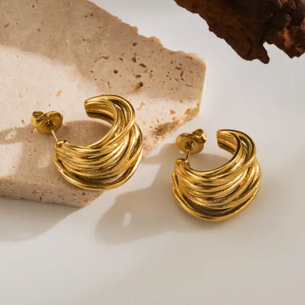 Wholesale 1 Pair Basic Simple Style C Shape Solid Color 304 Stainless Steel 14K Gold Plated Ear Studs