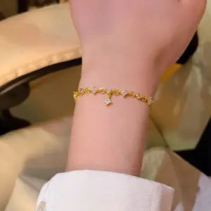 S689 Gold-Flash Zirconium Star Bracelet