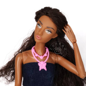 Necklace---style 15 / 11inch doll is applicable