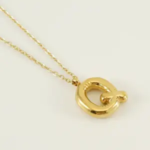 Letter Q [Gold] / 18K