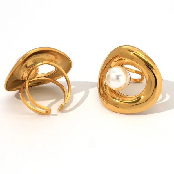 Ion Plating (IP) Real Gold Plated 18K Solid Color 304 Stainless Steel Imitation Pearl Elegant Retro Simple Style Waterproof Non Tarnish Open Rings