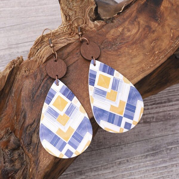 oly-8320b7ba224320b29d8a36135128ca7f Wholesale Cactus-patterned leather earrings