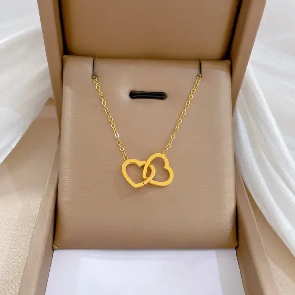 Wholesale Simple Style Heart Shape Titanium Steel Copper Plating Gold Plated Pendant Necklace