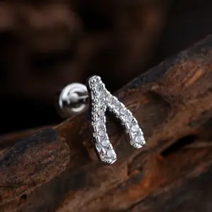 3351 Silver / Ear Studs