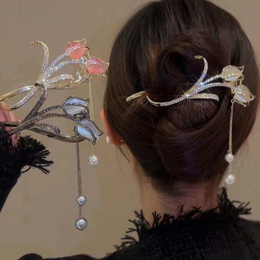 Wholesale Advanced Cat's Eye Stone Tulip Tassel Hairpin Women's Back of Head Twist Clip Frog Buckle Headess