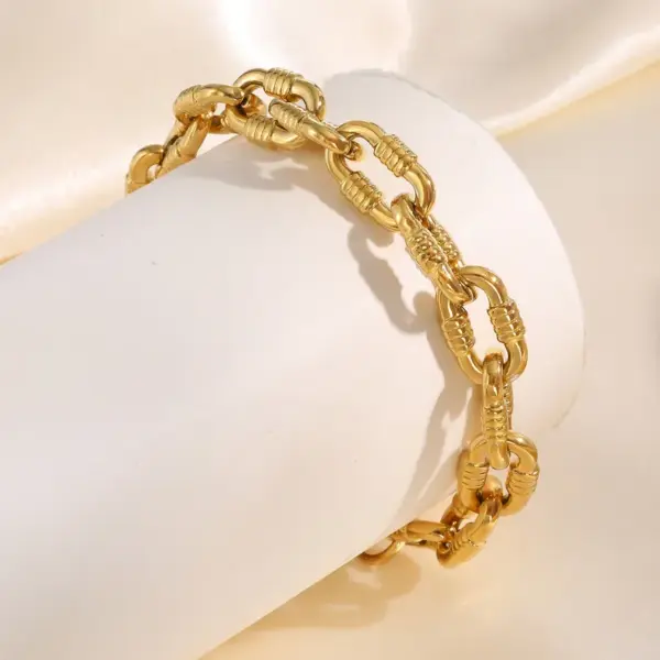 Wholesale PVD Coated Real Gold Plated 18K Gold Solid Color 304 Stainless Steel Simple Style IG Style Waterproof Non Tarnish 304 Stainless Steel Chain Bracelet