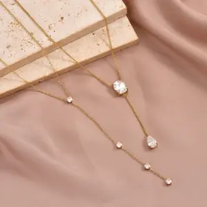 Wholesale PVD Coated Real Gold Plated 14K Round 304 Stainless Steel IG Style Elegant Simple Waterproof Non Tarnish Pendant Necklace