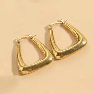 Triangle Hollow Earrings / Gold