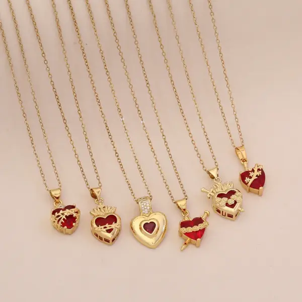 Ion Plating (IP) Real Gold Plated Heart Shape 304 Stainless Steel Zircon Cute Romantic Waterproof Non Tarnish 304 Stainless Steel Lobster Trigger Clasp Closure Pendant Necklace