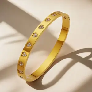 16-D-4 Bracelet Gold Spot Drill
