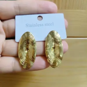 Gold Earrings088 / 18k