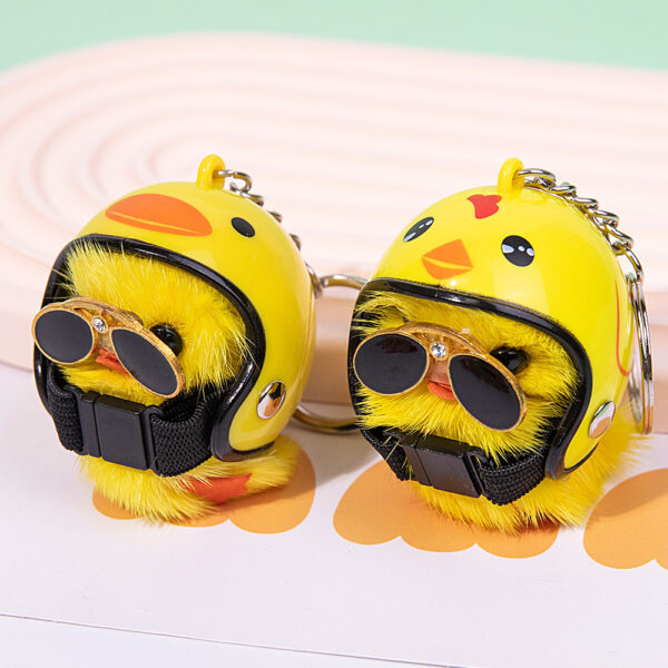 Wholesale Autumn plush little yellow duck car keychain ornaments creative Plush Doll Doll male and female schoolbag pendant gift