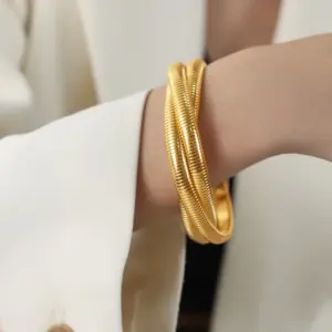 Z010-Gold Fine Bracelet