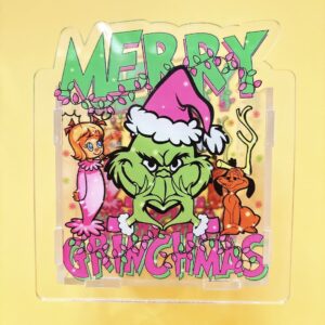 B416 - Grinch Pen Holder