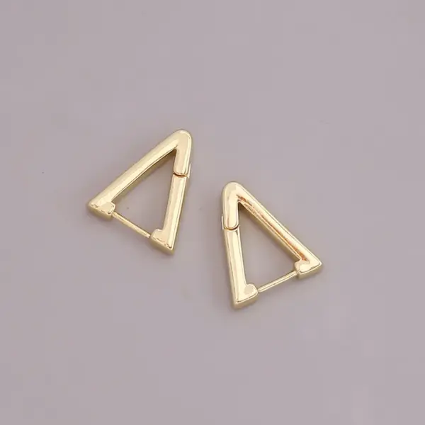 Europe And America Cross Border New Geometric Metal 18k Gold Earrings Simple Personality Gothic Stud Earrings Nightclub Earrings E360