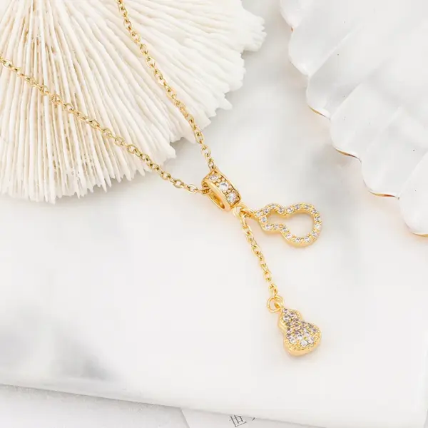 Retro Fish Titanium Steel Inlay Zircon Pendant Necklace 1 Piece