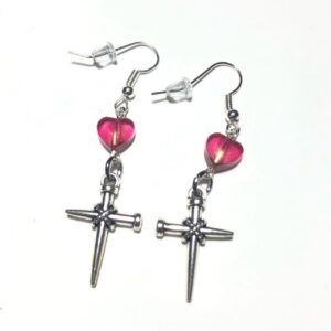 Wholesale European and American Foreign Trade popular new gothic punk style peach heart cross earrings cross earrings for women