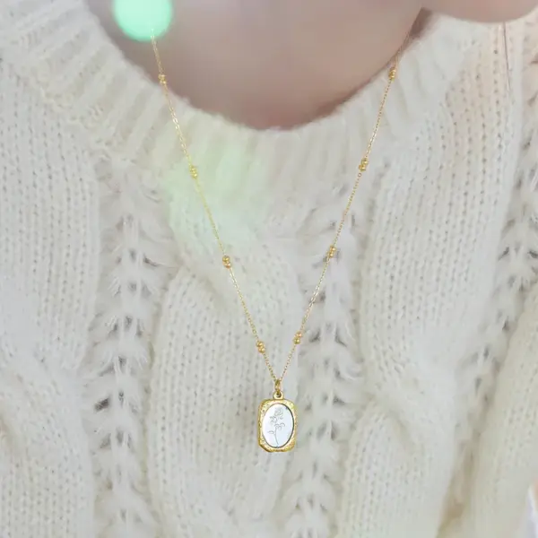 Wholesale PVD Coated Real Gold Plated 18K Rose 304 Stainless Steel Sweet Simple Style Waterproof Non Tarnish Pendant Necklace Long