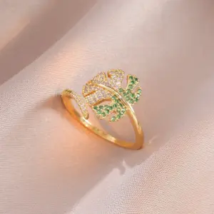 J0065 Leaf Ring
