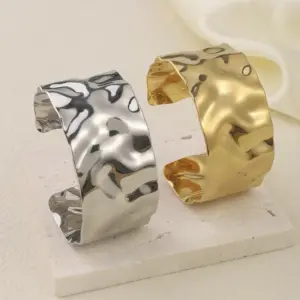 Simple Style Solid Color 304 Stainless Steel Bangle In Bulk