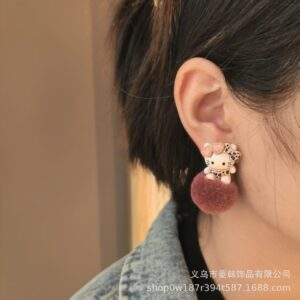 Ear clip style without piercing