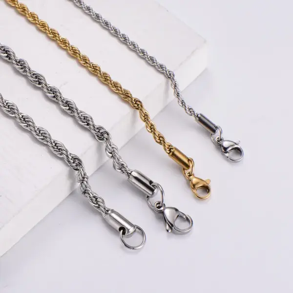 PVD Coated 18K Gold Plated Insect 304 Stainless Steel Hip-Hop Waterproof Non Tarnish 304 Stainless Steel Necklace